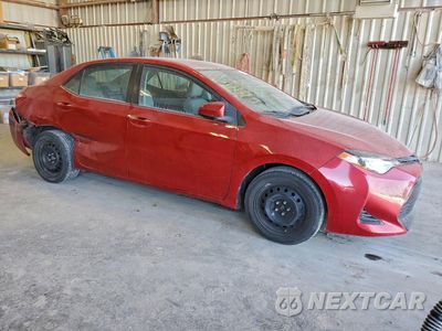 Czwarte zdjęcie samochodu z boku: 2018 TOYOTA COROLLA L VIN:5YFBURHE5JP828246 - miniatura