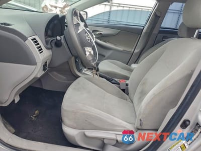 Zdjęcie 7 z 11 samochodu: 2010 TOYOTA COROLLA BASE VIN:2T1BU4EE6AC442197 - miniatura