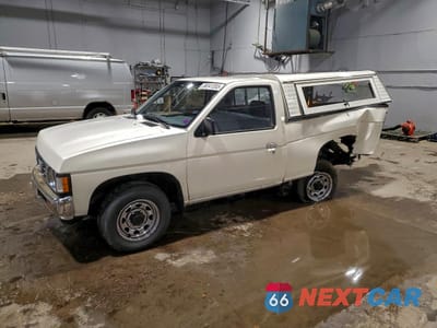 1993 NISSAN TRUCK SHORT WHEELBASE 1N6SD11S4PC326540 - główne zdjęcie licytacji z USA - miniatura