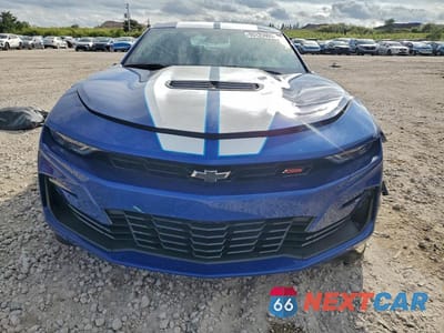 Piąte zdjęcie samochodu w środku: 2021 CHEVROLET CAMARO LZ VIN:1G1FE1R73M0106068 - miniatura