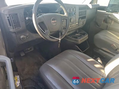 Zdjęcie 8 z 11 samochodu: 2019 GMC SAVANA CUT - BOX TRUCK VIN:1GD07SFP1K1237424 - miniatura