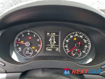 Zdjęcie 9 z 12 samochodu: 2014 VOLKSWAGEN JETTA GLI VIN:3VW5S7AJ8EM231181 - miniatura