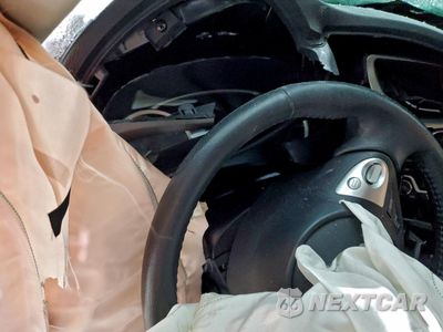 Zdjęcie 9 z 12 samochodu: 2016 NISSAN SENTRA S VIN:3N1AB7AP4GY229531 - miniatura