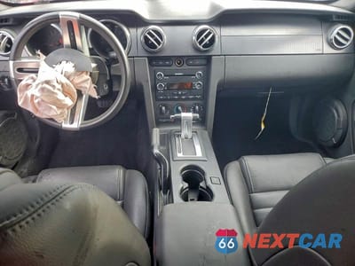 Zdjęcie 8 z 13 samochodu: 2008 FORD MUSTANG GT VIN:1ZVHT82H385200622 - miniatura
