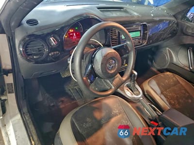 Zdjęcie 8 z 13 samochodu: 2015 VOLKSWAGEN BEETLE 1.8T VIN:3VWF17AT1FM631920 - miniatura