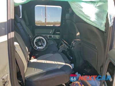 Zdjęcie 10 z 13 samochodu: 2025 MERCEDES-BENZ G 580E VIN:W1NWM0AB9SX028686 - miniatura