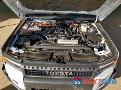 Zdjęcie 12 z 15 samochodu: 2025 TOYOTA LAND CRUISER BASE VIN:JTEABFAJXSK040128 - miniatura