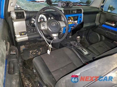 Zdjęcie 8 z 12 samochodu: 2007 TOYOTA FJ CRUISER VIN:JTEBU11F570008042 - miniatura