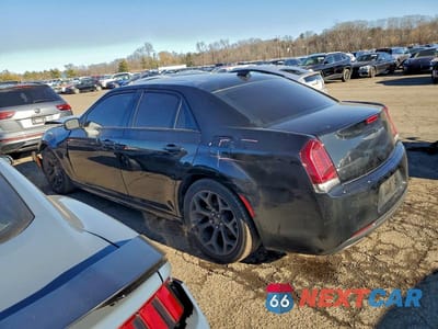 Drugie zdjęcie samochodu z przodu: 2016 CHRYSLER 300 S VIN:2C3CCABG4GH310912 - miniatura