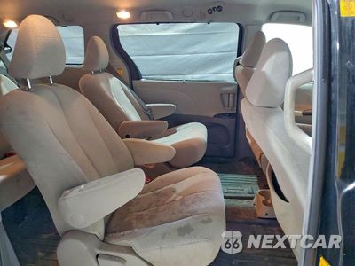Zdjęcie 11 z 12 samochodu: 2011 TOYOTA SIENNA LE VIN:5TDJK3DC3BS027956 - miniatura