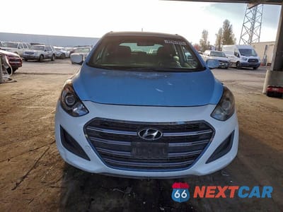 Piąte zdjęcie samochodu w środku: 2017 HYUNDAI ELANTRA GT VIN:KMHD35LH7HU381529 - miniatura