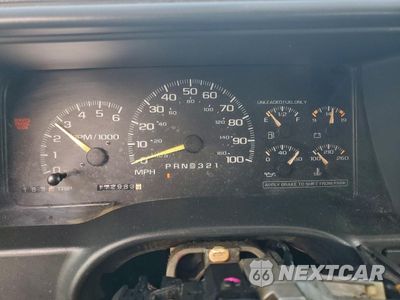 Zdjęcie 9 z 15 samochodu: 1999 CHEVROLET SUBURBAN C2500 VIN:3GNGC26JXXG196818 - miniatura