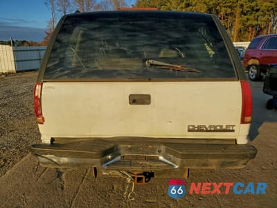 Zdjęcie 6 z 14 samochodu: 1999 CHEVROLET TAHOE K1500 VIN:1GNEK13RXXJ436396 - miniatura