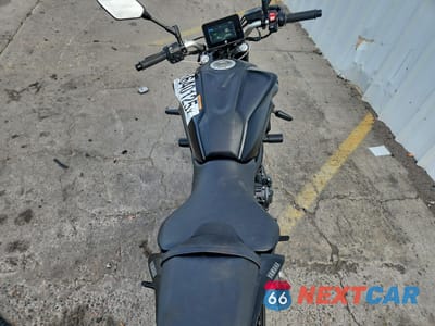 Zdjęcie 6 z 10 samochodu: 2024 YAMAHA MT07 VIN:JYARM32E3RA011177 - miniatura
