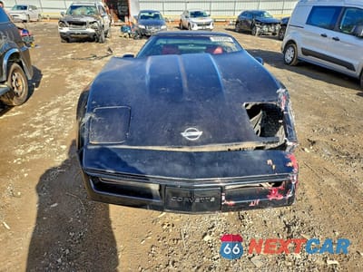 Piąte zdjęcie samochodu w środku: 1984 CHEVROLET CORVETTE VIN:1G1AY0785E5132358 - miniatura