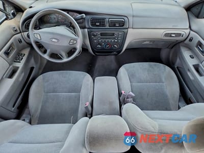 Zdjęcie 8 z 13 samochodu: 2002 FORD TAURUS SE VIN:1FAFP53U62G136697 - miniatura