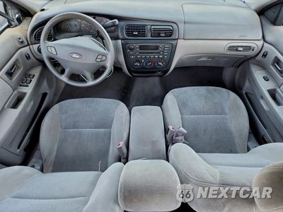Zdjęcie 8 z 13 samochodu: 2002 FORD TAURUS SE VIN:1FAFP53U62G136697 - miniatura