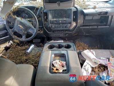 Zdjęcie 8 z 12 samochodu: 2018 CHEVROLET SILVERADO K2500 HEAVY DUTY VIN:1GC1KUEG1JF126801 - miniatura