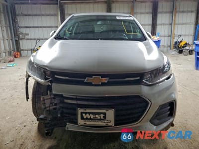 Piąte zdjęcie samochodu w środku: 2020 CHEVROLET TRAX LS VIN:KL7CJKSB6LB020506 - miniatura