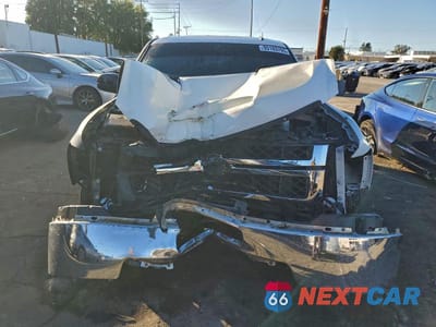 Piąte zdjęcie samochodu w środku: 2013 CHEVROLET TAHOE C1500 LT VIN:1GNSCBE07DR254379 - miniatura