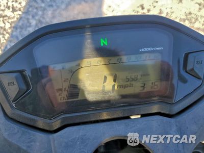Zdjęcie 7 z 10 samochodu: 2018 HONDA CB300 F VIN:MLHNC5216J5400419 - miniatura