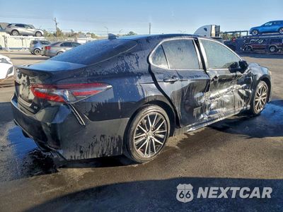 Trzecie zdjęcie samochodu z tyłu: 2021 TOYOTA CAMRY SE VIN:4T1G11AK6MU489273 - miniatura