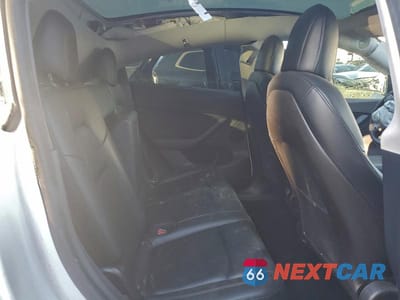 Zdjęcie 31 z 39 samochodu: 2020 TESLA MODEL Y VIN:5YJYGDEE5LF012872 - miniatura