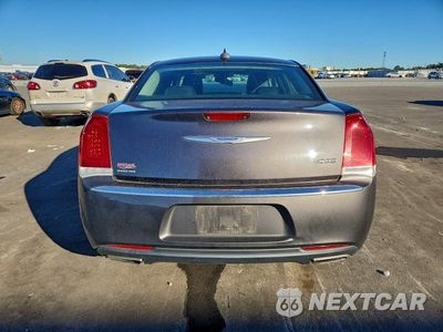 Zdjęcie 6 z 12 samochodu: 2020 CHRYSLER 300 LIMITED VIN:2C3CCAEG4LH102809 - miniatura