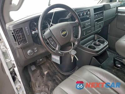 Zdjęcie 8 z 12 samochodu: 2023 CHEVROLET EXPRESS 2500 DELIVERY VAN VIN:1GCWGBFP5P1175337 - miniatura
