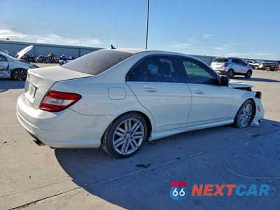 Trzecie zdjęcie samochodu z tyłu: 2009 MERCEDES-BENZ C 300 VIN:WDDGF54X09R050512 - miniatura