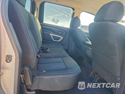 Zdjęcie 10 z 12 samochodu: 2017 NISSAN TITAN S VIN:1N6AA1EK2HN518012 - miniatura