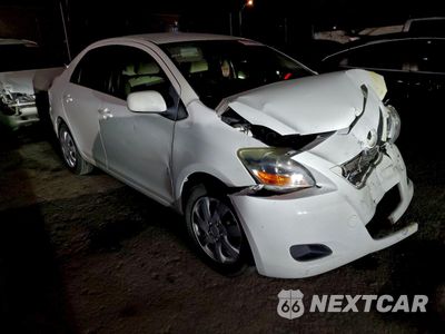 Czwarte zdjęcie samochodu z boku: 2008 TOYOTA YARIS VIN:JTDBT923X81291639 - miniatura