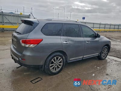 Trzecie zdjęcie samochodu z tyłu: 2016 NISSAN PATHFINDER SL VIN:5N1AR2MM9GC660108 - miniatura