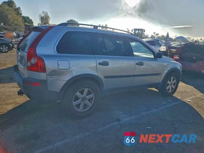 Trzecie zdjęcie samochodu z tyłu: 2005 VOLVO XC90 VIN:YV1CY592251211543 - miniatura