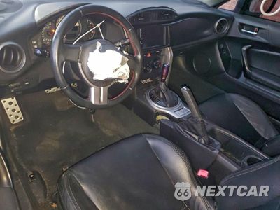Zdjęcie 8 z 13 samochodu: 2013 TOYOTA SCION FR-S VIN:JF1ZNAA17D2734740 - miniatura