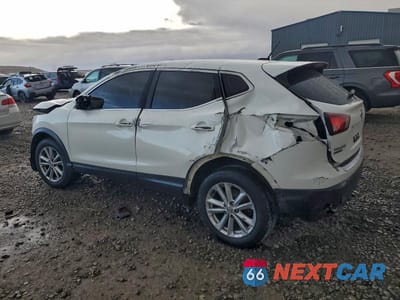 Drugie zdjęcie samochodu z przodu: 2018 NISSAN ROGUE SPORT S VIN:JN1BJ1CP9JW195389 - miniatura