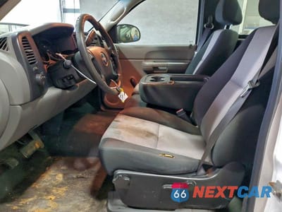 Zdjęcie 7 z 12 samochodu: 2008 GMC SIERRA C1500 VIN:1GTEC14X68Z136117 - miniatura