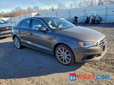 Czwarte zdjęcie samochodu z boku: 2015 AUDI A3 PREMIUM PLUS VIN:WAUEFGFFXF1062661 - miniatura