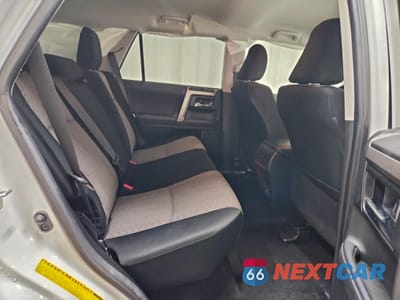 Zdjęcie 11 z 14 samochodu: 2024 TOYOTA 4RUNNER SR5 VIN:JTEEU5JR7R5312591 - miniatura