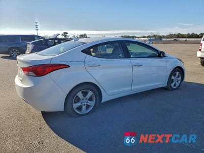 Trzecie zdjęcie samochodu z tyłu: 2011 HYUNDAI ELANTRA VIN:5NPDH4AE7BH029948 - miniatura