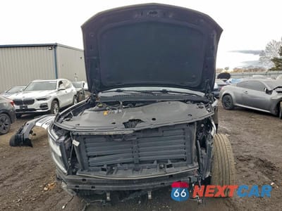 Piąte zdjęcie samochodu w środku: 2017 CHEVROLET TAHOE K1500 PREMIER VIN:1GNSKCKC5HR246679 - miniatura