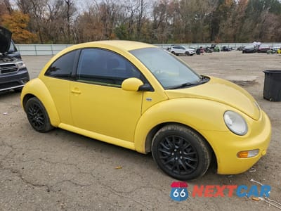 Czwarte zdjęcie samochodu z boku: 2003 VOLKSWAGEN NEW BEETLE GL VIN:3VWBK21C83M420482 - miniatura
