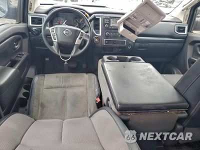 Zdjęcie 8 z 13 samochodu: 2017 NISSAN TITAN S VIN:1N6AA1EK7HN528700 - miniatura