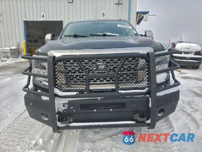 Piąte zdjęcie samochodu w środku: 2016 NISSAN TITAN XD PLATINUM RESERVE DIESEL VIN:1N6BA1F43GN501304 - miniatura