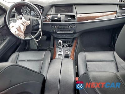 Zdjęcie 8 z 12 samochodu: 2013 BMW X5 XDRIVE35I VIN:5UXZV4C51D0B04852 - miniatura
