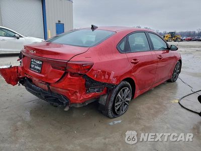 Trzecie zdjęcie samochodu z tyłu: 2023 KIA FORTE LX VIN:3KPF24AD9PE598040 - miniatura