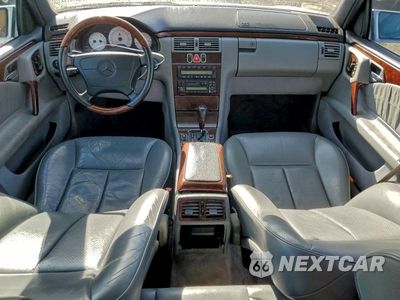 Zdjęcie 8 z 12 samochodu: 1997 MERCEDES-BENZ E 320 VIN:WDBJF55F2VA437656 - miniatura