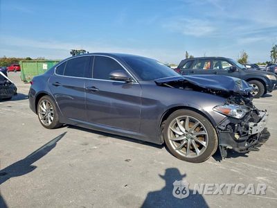 Czwarte zdjęcie samochodu z boku: 2019 ALFA ROMEO GIULIA VIN:ZARFAMANXK7599319 - miniatura