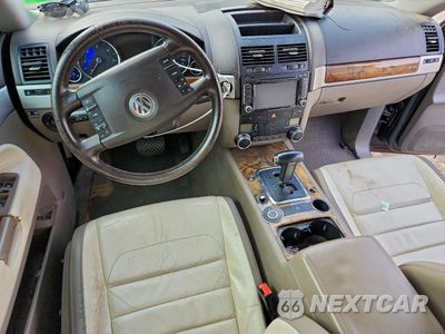 Zdjęcie 8 z 14 samochodu: 2010 VOLKSWAGEN TOUAREG 2 VIN:WVGFK7A94AD004228 - miniatura