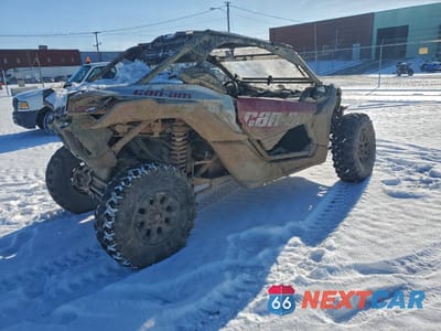 Czwarte zdjęcie samochodu z boku: 2025 CAN-AM MAVERICK X3 DS TURBO VIN:3JBVGAY46SE000211 - miniatura
